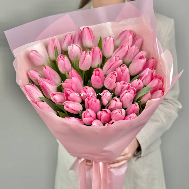 Нежно-розовые тюльпаны, 51 шт